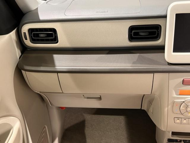 アルトラパン Ｌ　届出済未使用車　衝突軽減ブレーキ　誤発進抑制　車線逸脱警報　標識認識機能　アイドリングストップ　運転席シートヒーター　オートエアコン　電動格納ミラー　キーレスプッシュスタート　軽自動車（33枚目）