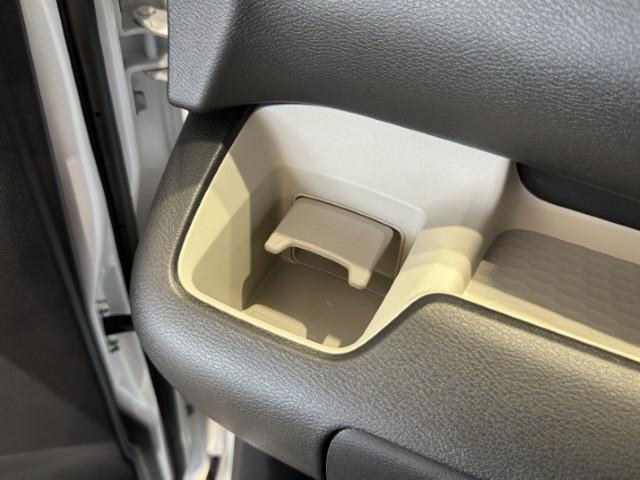 デリカミニ G プレミアム リミテッドエディション 届出済未使用車 衝突軽減ブレーキ 両側電動スライド オートエアコン オートライト ステアリングヒーター LEDライト アルミホイール スマートキー ハイビームオート(42枚目)