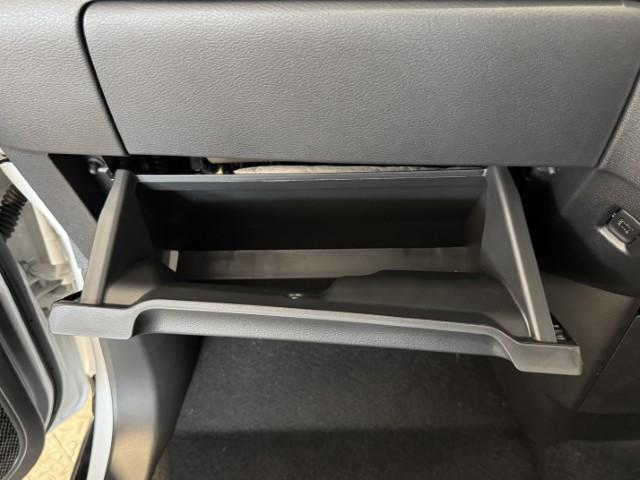 デリカミニ G プレミアム リミテッドエディション 届出済未使用車 衝突軽減ブレーキ 両側電動スライド オートエアコン オートライト ステアリングヒーター LEDライト アルミホイール スマートキー ハイビームオート(44枚目)