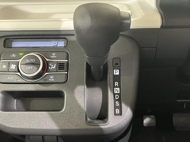 ムーヴキャンバス ストライプスＸ　届出済未使用車　衝突軽減ブレーキ　両側電動スライドドア　電動格納ミラー　アームレスト　シートリフター　ＵＳＢ充電ソケット　アイドリングストップ　オートエアコン　スマートキー　プッシュスタート　軽自動車（35枚目）