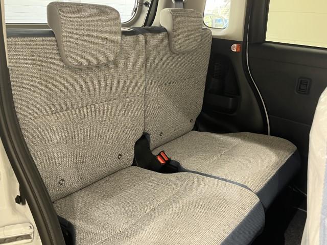 ムーヴキャンバス ストライプスＸ　届出済未使用車　衝突軽減ブレーキ　両側電動スライドドア　電動格納ミラー　アームレスト　シートリフター　ＵＳＢ充電ソケット　アイドリングストップ　オートエアコン　スマートキー　プッシュスタート　軽自動車（39枚目）