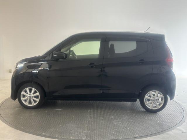 デイズ Ｘ　ちょい乗り車　衝突軽減ブレーキ　プッシュスタート　オートエアコン　電動格納ミラー　オートライト　アームレスト　ステアリングリモコン　シートリフター　軽自動車（11枚目）