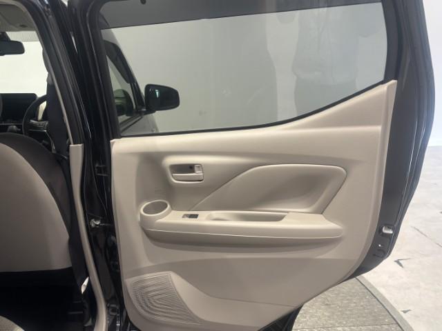 デイズ Ｘ　ちょい乗り車　衝突軽減ブレーキ　プッシュスタート　オートエアコン　電動格納ミラー　オートライト　アームレスト　ステアリングリモコン　シートリフター　軽自動車（57枚目）