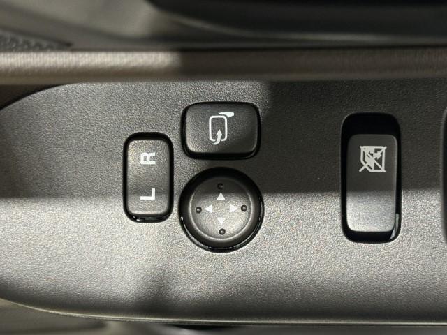 スペーシア ハイブリッドＧ　届出済未使用車　スズキセーフティサポート　両側スライドドア　ＬＥＤライト　スマートキー　オートライト　オートエアコン　電動格納ミラー　軽自動車（31枚目）