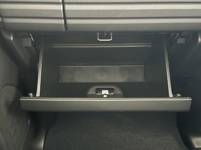 スペーシア ハイブリッドＧ　届出済未使用車　スズキセーフティサポート　両側スライドドア　ＬＥＤライト　スマートキー　オートライト　オートエアコン　電動格納ミラー　軽自動車（45枚目）