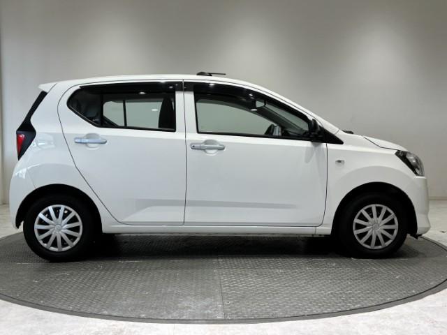 プレオプラス F キーレスエントリー オートライト アイドリングストップ デジタルメーター マニュアルエアコン パワーウィンドウ パワーステアリング 軽自動車(7枚目)