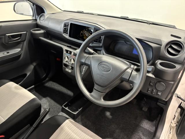 プレオプラス F キーレスエントリー オートライト アイドリングストップ デジタルメーター マニュアルエアコン パワーウィンドウ パワーステアリング 軽自動車(24枚目)