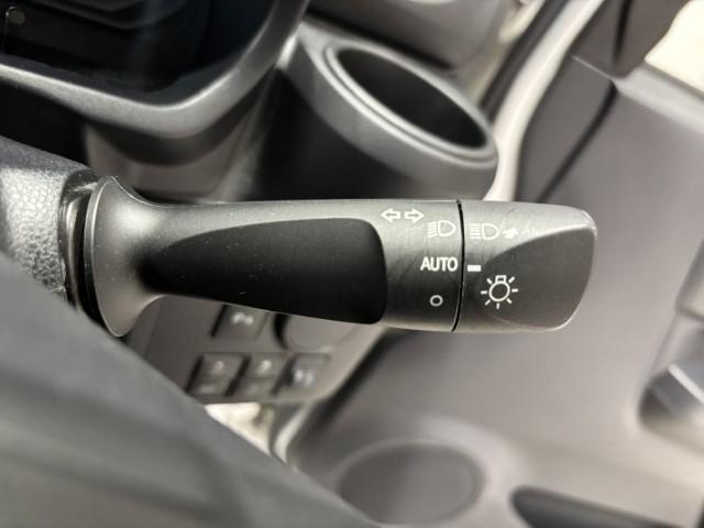 プレオプラス F キーレスエントリー オートライト アイドリングストップ デジタルメーター マニュアルエアコン パワーウィンドウ パワーステアリング 軽自動車(27枚目)