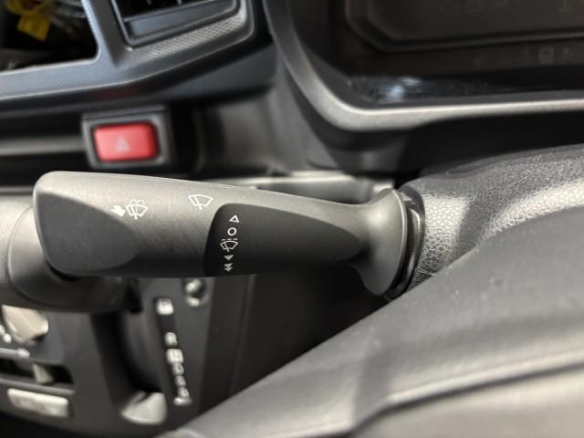 プレオプラス F キーレスエントリー オートライト アイドリングストップ デジタルメーター マニュアルエアコン パワーウィンドウ パワーステアリング 軽自動車(28枚目)