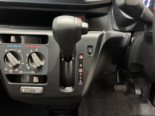 プレオプラス F キーレスエントリー オートライト アイドリングストップ デジタルメーター マニュアルエアコン パワーウィンドウ パワーステアリング 軽自動車(34枚目)