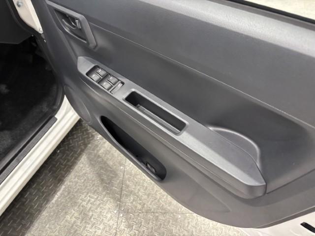 プレオプラス F キーレスエントリー オートライト アイドリングストップ デジタルメーター マニュアルエアコン パワーウィンドウ パワーステアリング 軽自動車(41枚目)