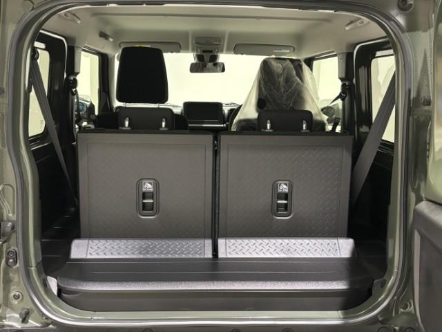 ジムニー XC 届出済未使用車 4WD スズキセーフティサポート 本革巻ステアリング オートエアコン 防汚タイプラゲッジフロア オートライト ヘッドランプウォッシャー 運転席・助手席エアバック 軽自動車(15枚目)