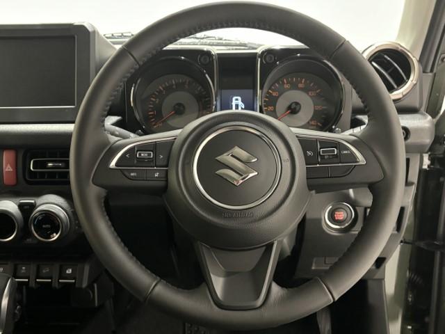 ジムニー XC 届出済未使用車 4WD スズキセーフティサポート 本革巻ステアリング オートエアコン 防汚タイプラゲッジフロア オートライト ヘッドランプウォッシャー 運転席・助手席エアバック 軽自動車(23枚目)