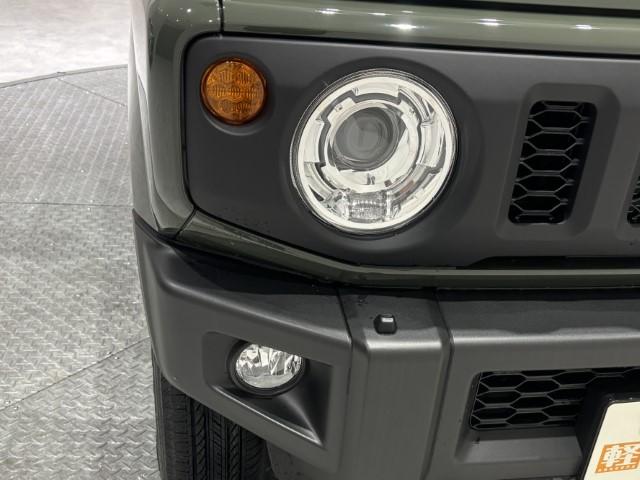 ジムニー XC 届出済未使用車 4WD スズキセーフティサポート 本革巻ステアリング オートエアコン 防汚タイプラゲッジフロア オートライト ヘッドランプウォッシャー 運転席・助手席エアバック 軽自動車(39枚目)