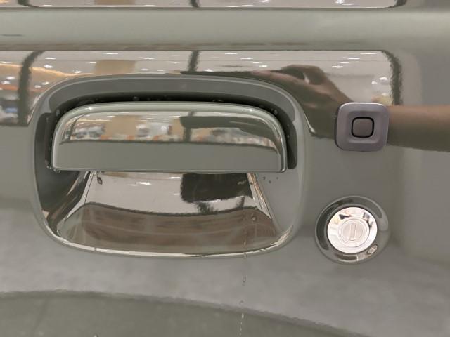 ジムニー XC 届出済未使用車 4WD スズキセーフティサポート 本革巻ステアリング オートエアコン 防汚タイプラゲッジフロア オートライト ヘッドランプウォッシャー 運転席・助手席エアバック 軽自動車(41枚目)