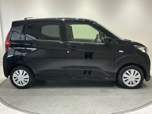 eKワゴン M 届出済未使用車 衝突軽減ブレーキ マニュアルエアコン シートヒーター キーレスエントリー 電動格納ミラー オートライト ステアリングリモコン パワーウィンドウ 軽自動車(7枚目)