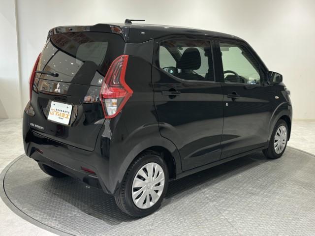 eKワゴン M 届出済未使用車 衝突軽減ブレーキ マニュアルエアコン シートヒーター キーレスエントリー 電動格納ミラー オートライト ステアリングリモコン パワーウィンドウ 軽自動車(8枚目)