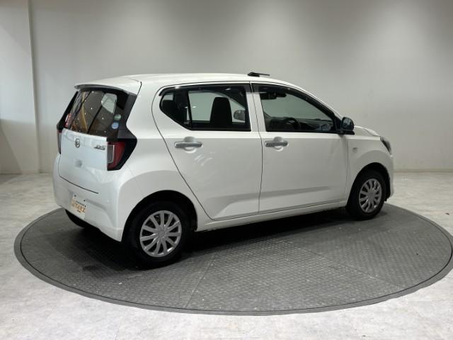 ミライース Ｌ　ＳＡＩＩＩ　衝突軽減ブレーキ　キーレスエントリー　オートライト　アイドリングストップ　デジタルメーター　コーナーセンサー　マニュアルエアコン　パワーウィンドウ　パワーステアリング　軽自動車（8枚目）