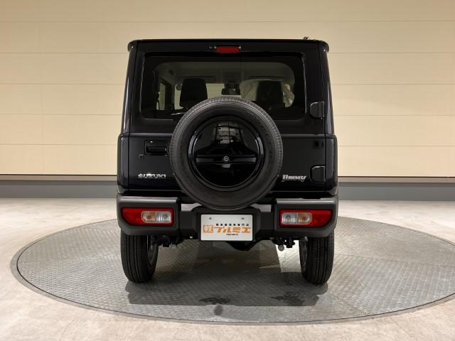 ジムニー ＸＣ　届出済未使用車　４ＷＤ　スズキセーフティサポート　本革巻ステアリング　オートエアコン　防汚タイプラゲッジフロア　オートライト　ヘッドランプウォッシャー　運転席・助手席エアバック　軽自動車（9枚目）