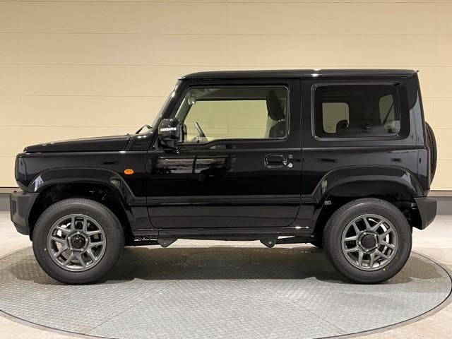 ジムニー ＸＣ　届出済未使用車　４ＷＤ　スズキセーフティサポート　本革巻ステアリング　オートエアコン　防汚タイプラゲッジフロア　オートライト　ヘッドランプウォッシャー　運転席・助手席エアバック　軽自動車（11枚目）