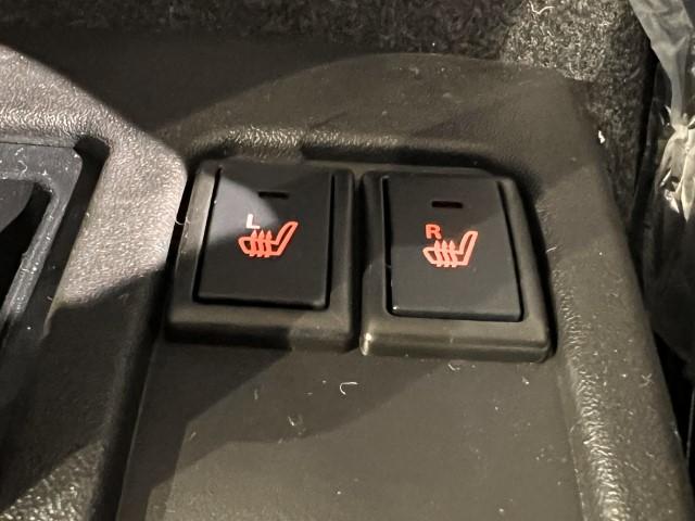 ジムニー ＸＣ　届出済未使用車　４ＷＤ　スズキセーフティサポート　本革巻ステアリング　オートエアコン　防汚タイプラゲッジフロア　オートライト　ヘッドランプウォッシャー　運転席・助手席エアバック　軽自動車（36枚目）