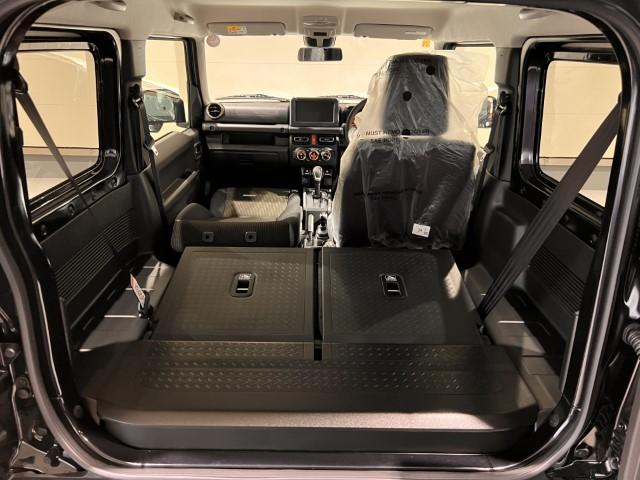 ジムニー ＸＣ　届出済未使用車　４ＷＤ　スズキセーフティサポート　本革巻ステアリング　オートエアコン　防汚タイプラゲッジフロア　オートライト　ヘッドランプウォッシャー　運転席・助手席エアバック　軽自動車（48枚目）