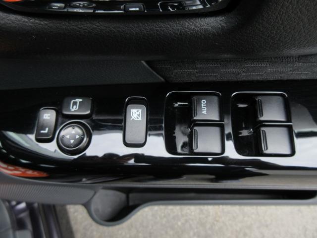 スペーシアカスタム ＴＳ　１オーナー　スマートキー　ナビ　地デジ　ターボ　ＥＴＣ　ＨＩＤライト　バックカメラ　両側電動スライドドア　レーダーブレーキサポート　オートエアコン（18枚目）