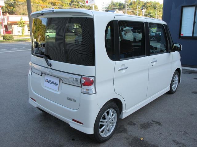 タント カスタムＶセレクション　スマートキー　ナビ　フルセグＴＶ　ＥＴＣ　バックカメラ　ＨＩＤ　オートエアコン　エアバック　タイミングチェーン　イージークローザー　アルミ（12枚目）