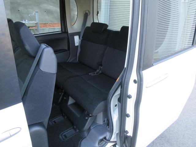 タント カスタムＶセレクション　スマートキー　ナビ　フルセグＴＶ　ＥＴＣ　バックカメラ　ＨＩＤ　オートエアコン　エアバック　タイミングチェーン　イージークローザー　アルミ（24枚目）