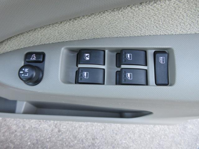 ムーヴ Ｌ　キーレス　ナビ　地デジ　ＣＤ　後期型　電動格納ミラー　アイドリングストップ　Ｂｌｕｅｔｏｏｔｈ　エアバック　タイミングチェーン（18枚目）