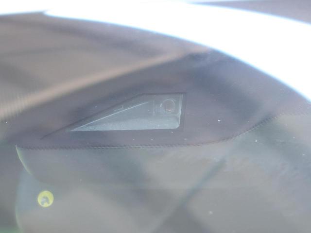 2.5S タイプゴールド 登録済未使用車 三眼LED シーケンシャルターンランプ パワーバックドア アクセサリーコンセント バックカメラ レーダークルーズ スマートキー&プッシュスタート 専用18インチアルミ(5枚目)