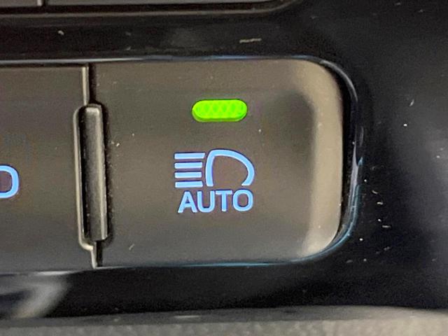 Aツーリングセレクション 禁煙車 純正9インチナビ バックカメラ LEDヘッドライト Bluetooth再生 フルセグTV レーダークルーズコントロール ETC シートヒーター スマートキー ヘッドアップディスプレイ(37枚目)