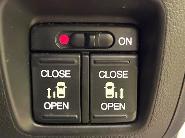 G SSパッケージ 衝突被害軽減装置 禁煙車 両側電動スライドドア SDナビ バックカメラ BLUETOOTH フルセグTV ETC スマートキー 純正14インチアルミ アイドリングストップ 電動格納ミラー(3枚目)