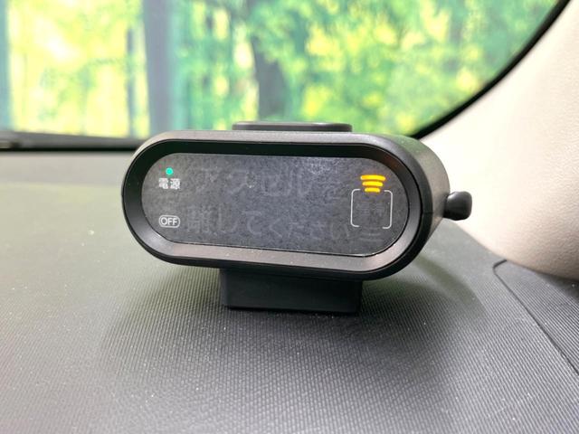 S 禁煙車 純正SDナビ バックカメラ Bluetooth再生 フルセグTV ETC スマートキー オートライト オートエアコン アイドリングストップ 盗難防止装置(7枚目)