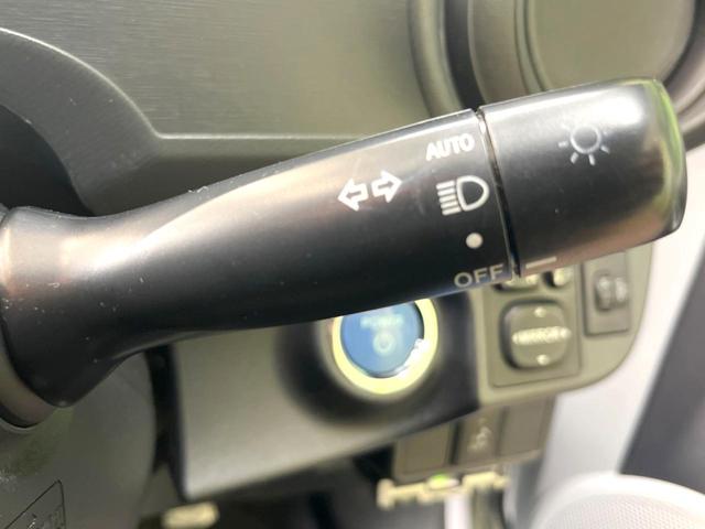 S 禁煙車 純正SDナビ バックカメラ Bluetooth再生 フルセグTV ETC スマートキー オートライト オートエアコン アイドリングストップ 盗難防止装置(11枚目)