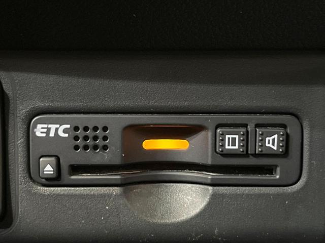 G SSパッケージ 禁煙車 電動スライドドア 8型SDナビ Bluetooth再生 フルセグTV バックカメラ ETC シートヒーター HIDヘッドライト ドライブレコーダー スマートキー フォグライト(7枚目)