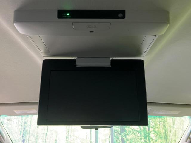 ２４０Ｓ　禁煙車　純正８型ナビ　フリップダウンモニター　フルセグＴＶ　両側電動スライド　ＨＩＤライト　スマートキー　バックカメラ　ＥＴＣ　純正１８インチアルミ　Ｂｌｕｅｔｏｏｔｈ接続(4枚目)