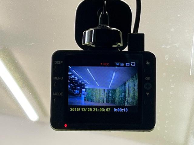 ハスラー Ｊ　禁煙車　ＳＤナビ　バックカメラ　ＨＩＤヘッドライト　Ｂｌｕｅｔｏｏｔｈ　フルセグ　シートヒーター　衝突軽減装置　アイドリングストップ　スマートキー　オートエアコン　ステアリングリモコン（5枚目）