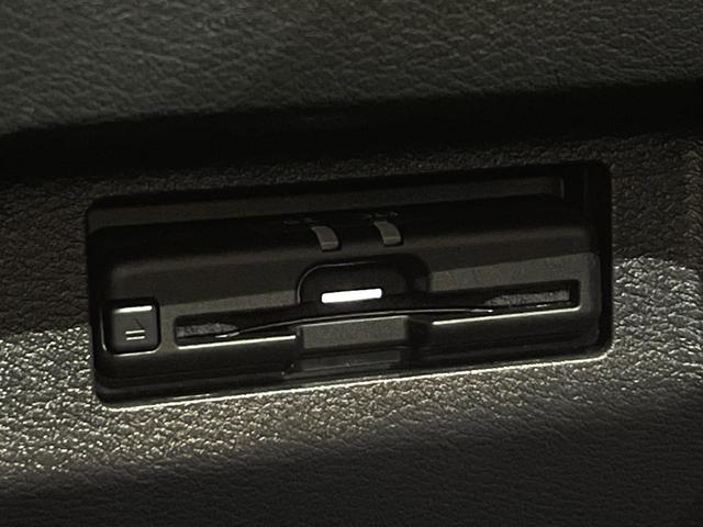 キックス X ツートーンインテリアエディション 純正9型ナビ 全周囲カメラ プロパイロット シートヒーター ETC 禁煙車 ステアリングヒーター デジタルインナーミラー LEDヘッドライト インテリキー ルーフレール 電子パーキング(6枚目)