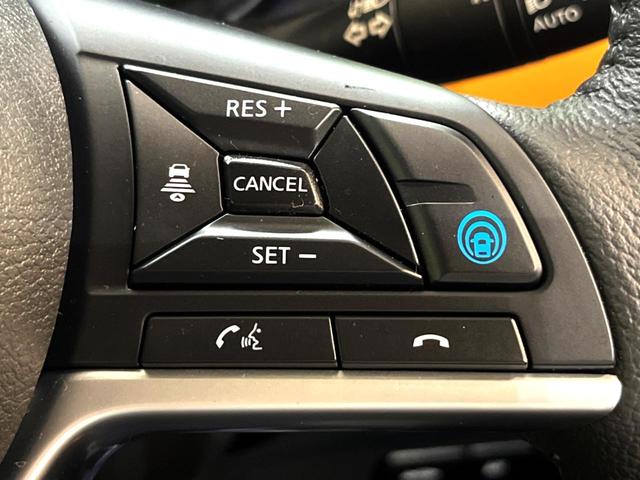 キックス X ツートーンインテリアエディション 純正9型ナビ 全周囲カメラ プロパイロット シートヒーター ETC 禁煙車 ステアリングヒーター デジタルインナーミラー LEDヘッドライト インテリキー ルーフレール 電子パーキング(7枚目)