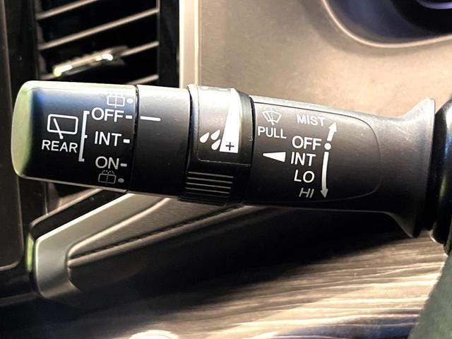 オデッセイ アブソルート・ＥＸ　純正８型ナビ　全周囲カメラ　後席モニター　黒本革シート　シートヒーター　両側電動スライドドア　ＢＳＭ　ＬＥＤヘッドライト　クルーズコントロール　ＥＴＣ　スマートキー　本革巻きステアリング（52枚目）