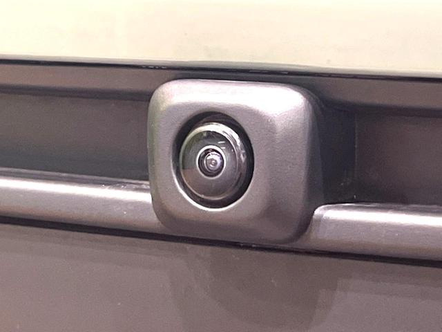 シエンタ ハイブリッドＺ　７人乗　純正１０．５型ナビ　全周囲カメラ　両側電動スライド　シートヒーター　ＢＳＭ　ＬＥＤヘッドライト　ＥＴＣ　スマートキー　レーダークルーズ　衝突軽減　車線逸脱防止　クリアランスソナー（31枚目）