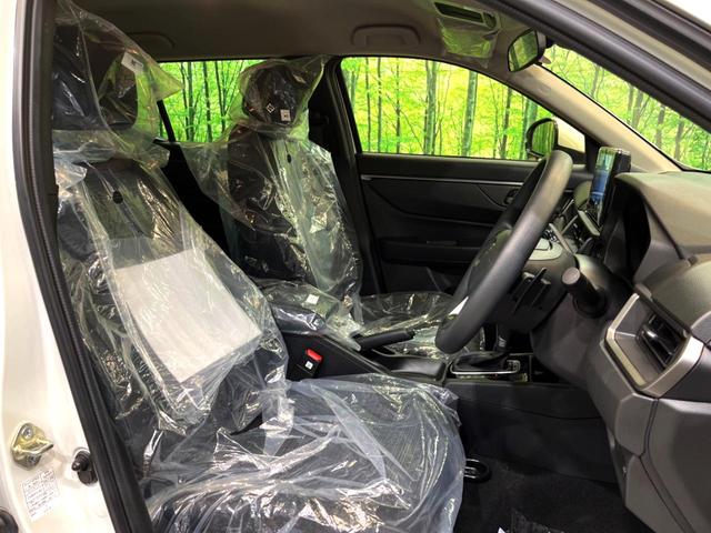 ＷＲ－Ｖ Ｘ　登録済未使用車　純正８型ナビ　バックカメラ　衝突被害軽減システム　レーダークルーズ　Ｂｌｕｅｔｏｏｔｈ　フルセグＴＶ　コーナーセンサー　スマートキー　ＬＥＤヘッド　オートライト　車線逸脱抑制機能（12枚目）