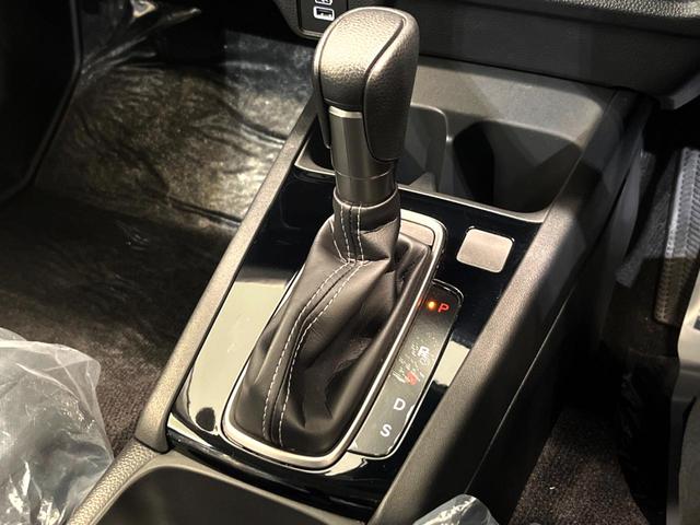 ＷＲ－Ｖ Ｘ　登録済未使用車　純正８型ナビ　バックカメラ　衝突被害軽減システム　レーダークルーズ　Ｂｌｕｅｔｏｏｔｈ　フルセグＴＶ　コーナーセンサー　スマートキー　ＬＥＤヘッド　オートライト　車線逸脱抑制機能（40枚目）