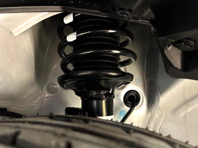 スペーシアカスタム ハイブリッドXSターボ 届出済未使用車 メーカーOP9型ナビ 両側電動ドア 全周囲カメラ 衝突被害軽減システム レーダークルーズ Bluetooth フルセグ ハーフレザーシート コーナーセンサー スマートキー LEDヘッド(20枚目)