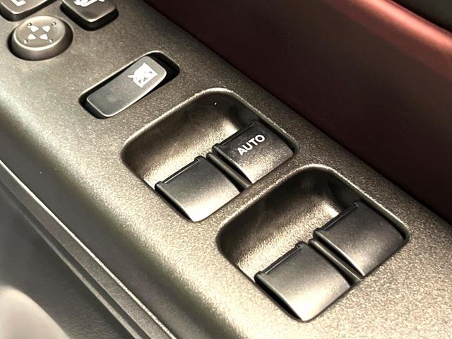 スペーシアカスタム ハイブリッドXSターボ 届出済未使用車 メーカーOP9型ナビ 両側電動ドア 全周囲カメラ 衝突被害軽減システム レーダークルーズ Bluetooth フルセグ ハーフレザーシート コーナーセンサー スマートキー LEDヘッド(27枚目)
