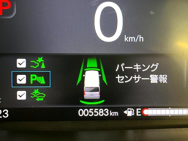 N-BOX ベースグレード 電動スライドドア 衝突被害軽減システム レーダークルーズ 禁煙車 コーナーセンサー スマートキー LEDヘッド オートハイビーム 車線逸脱警報 オートライト オートエアコン CD(6枚目)