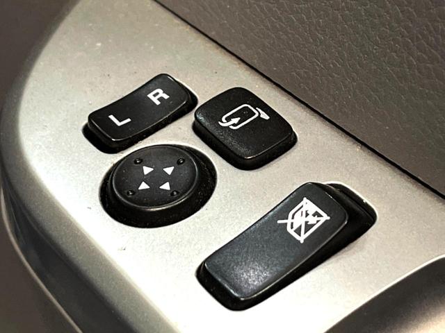 ワゴンR FXリミテッド スマートキー オートエアコン 純正14インチアルミ 純正オーディオ アームレスト シートリフター 電動格納ドアミラー バニティミラー 禁煙車(4枚目)