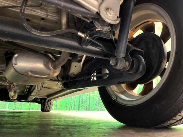 ワゴンR FXリミテッド スマートキー オートエアコン 純正14インチアルミ 純正オーディオ アームレスト シートリフター 電動格納ドアミラー バニティミラー 禁煙車(23枚目)