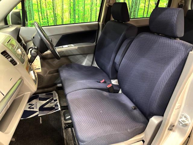 ワゴンR FXリミテッド スマートキー オートエアコン 純正14インチアルミ 純正オーディオ アームレスト シートリフター 電動格納ドアミラー バニティミラー 禁煙車(24枚目)